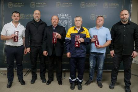 Денис Шмигаль на Харківщині вручив державні нагороди енергетикам