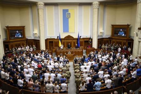 Президент України подякував енергетикам за роботу під час складної зими