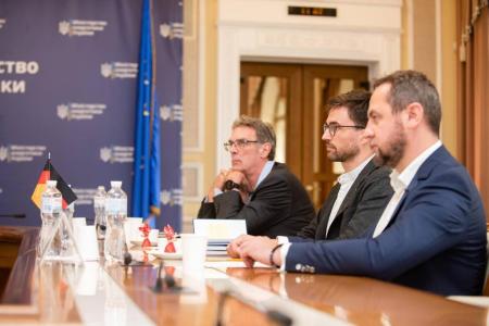 Розвиток водневої економіки – один з механізмів прискорення «зеленого» переходу у післявоєнній Україні 