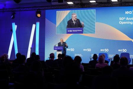 Герман Галущенко: маємо не дозволити росії повернутися до маніпуляцій країнами через залежність від вуглеводнів