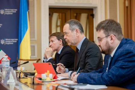 Розвиток ВДЕ і співпраця в газовій сфері