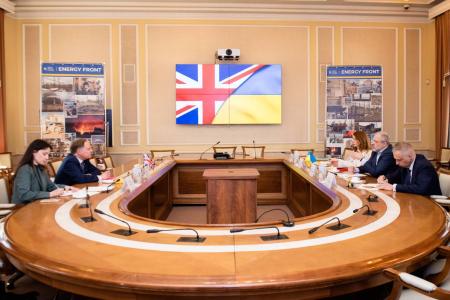 Відновлення енергооб’єктів і розбудова розподіленої генерації: зустріч Германа Галущенка і посла Великої Британії в Україні Мартіна Гарріса