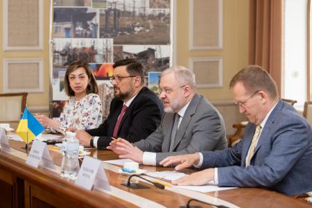 Міністр енергетики України Герман Галущенко провів зустріч з тимчасовою повіреною у справах США в Україні Джулі Девіс