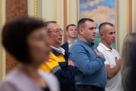 Президент України Володимир Зеленський привітав працівників нафтової, газової та нафтопереробної промисловості України з професійним святом