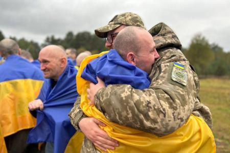 Додому з полону повернулися 185 захисників України 