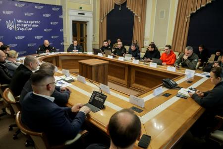 Денис Шмигаль: Робота з ліквідації наслідків російських атак триває безперервно – 24/7