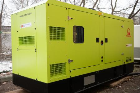 Бельгія передала 4 генератори для потреб теплогенерації Києва