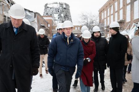 Анатолій Куцевол показав сенаторам США наслідки російських атак на одну зі столичних ТЕЦ