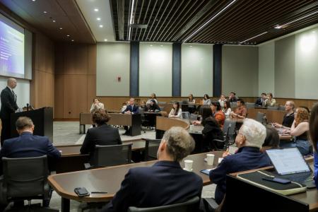 Денис Шмигаль поділився з американськими студентами досвідом енергетичної стійкості України