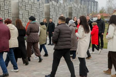 Денис Шмигаль взяв участь у заходах до четвертої річниці звільнення Бучі від російських окупантів