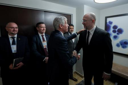 Денис Шмигаль обговорив з Міністром енергетики США Крісом Райтом  залучення додаткового фінансування на відновлення української енергетики