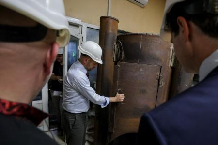 Денис Шмигаль та генеральний директор Siemens Energy відвідали один з енергетичних об’єктів у Києві