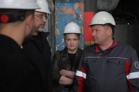 Денис Шмигаль відвідав енергетичний об’єкт на Київщині та ознайомився з ходом відновлювальних робіт