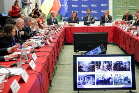 375 млн євро на відновлення енергетичної інфраструктури: Денис Шмигаль про підсумки засідання G7+ у Ґданську