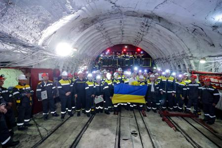 Денис Шмигаль відвідав шахтарів на Дніпровщині та подякував їм за стійкість і відданість справі 