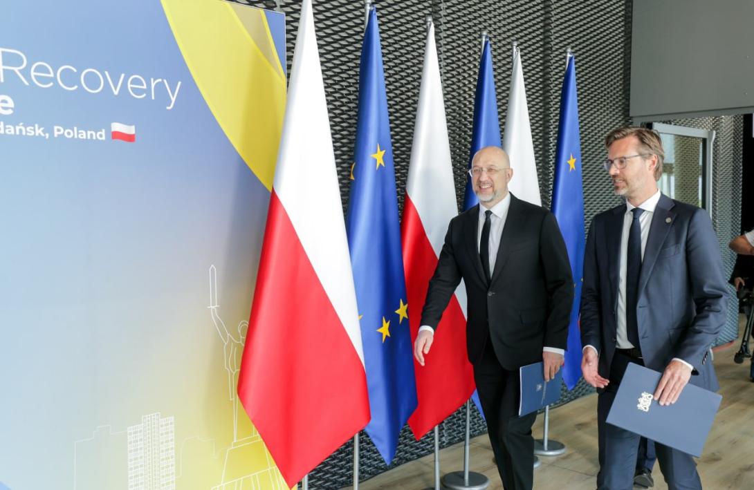 Денис Шмигаль на URC2026 провів низку двосторонніх зустрічей та домовився про посилення підтримки енергосектору України  