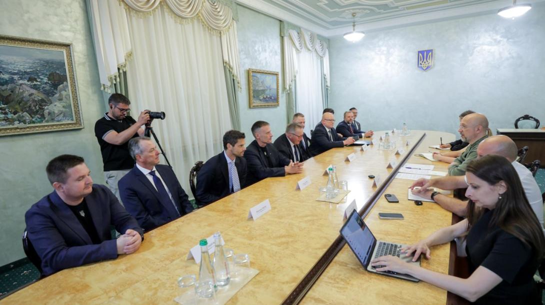 Денис Шмигаль та представники Фінляндії обговорили співпрацю задля захисту українських енергетичних об’єктів